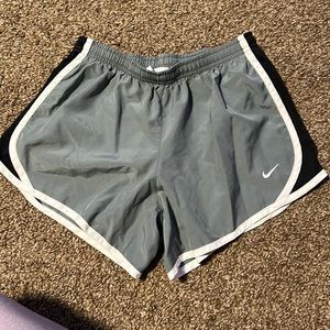 Children’s L nike dri fit shorts